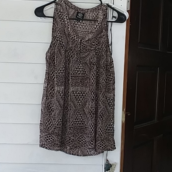 Bobeau flowey Blouse tank top - Picture 1 of 4